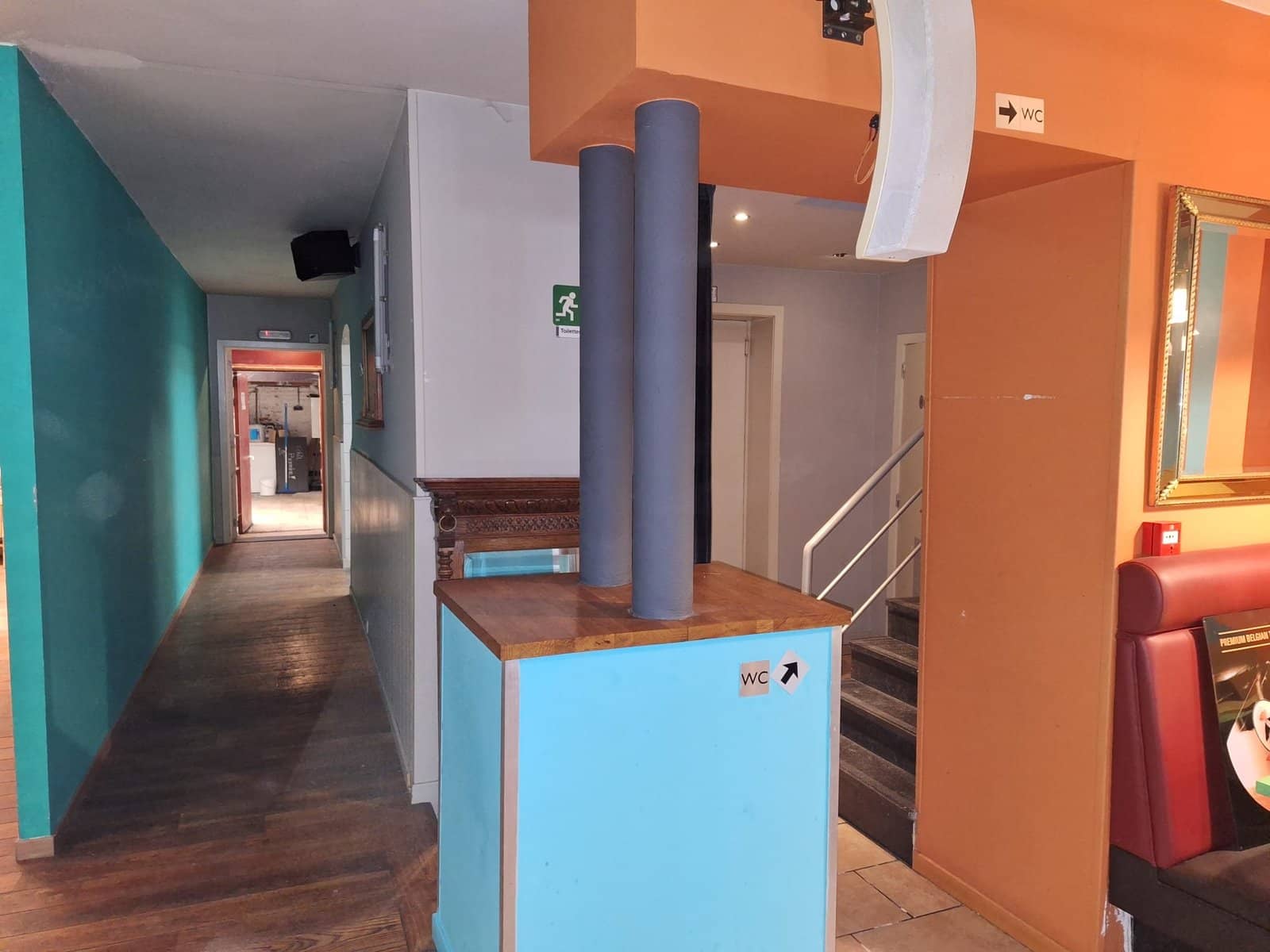 Akdeniz Restaurant, 3